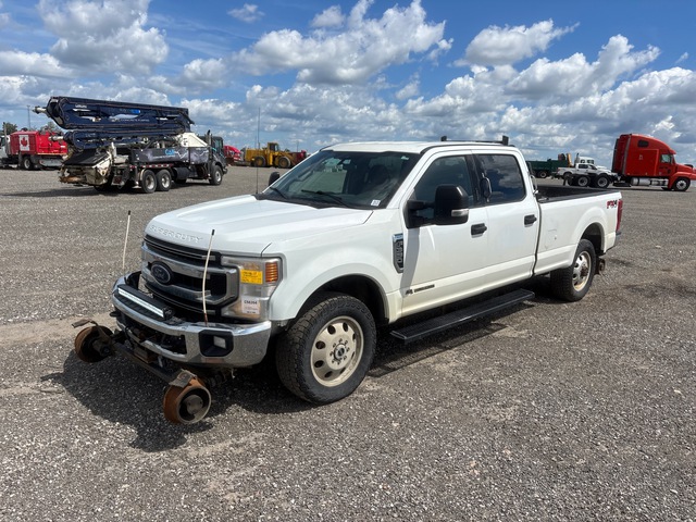 2021 Ford F-350 XLT 4x4 Crew Cab Pickup 2021 Ford F-350 XLT 4x4 Crew Cab Pickup
