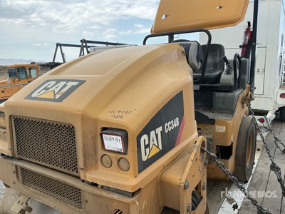 2018 Cat CC-34B Rouleau mixte