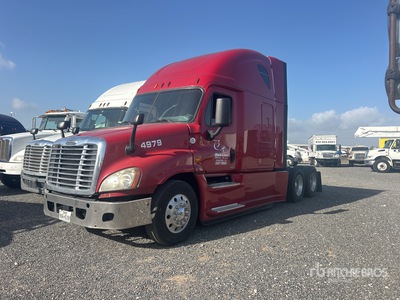 2015 Freightliner Cascadia 125 6x4 تراكتور شاحنة كابينة النوم (ثنائية المحور)