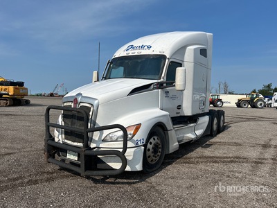 2023 Kenworth T680 6x4 تراكتور شاحنة كابينة النوم (ثنائية المحور)