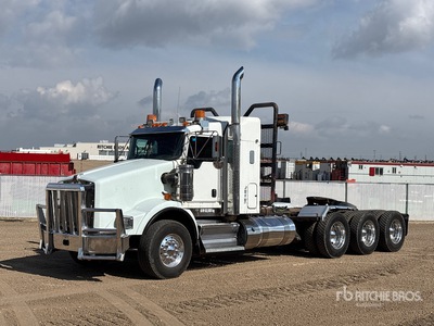2019 Kenworth T800 8x6 Logging Tri/A Sleeper Truck Tractor