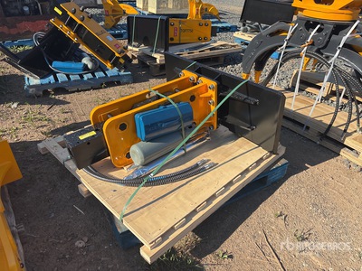 2025 TOFT TOFT680 27 in Skid Steer Breaker (Unused)