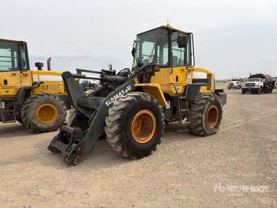2011 Komatsu WA200PZ-6 Chargeuse sur pneus