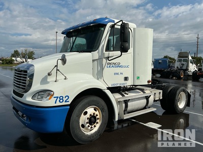 2007 Freightliner Columbia 112 4x2 Tracteur Routier