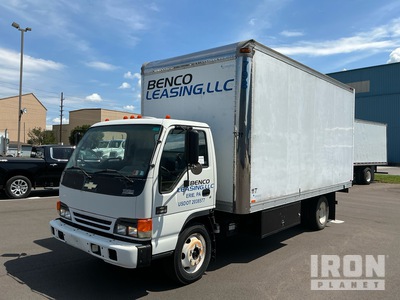 2005 Chevrolet WT5500 4x2 Van Truck