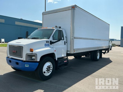 2007 GMC C7500 4x2 Van Truck