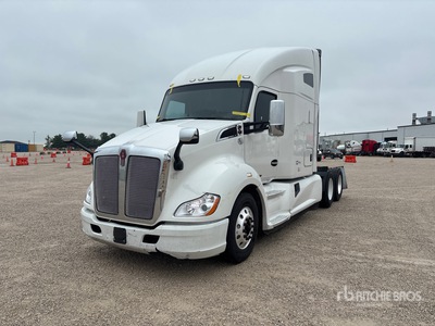 2022 Kenworth T680 6x4 Cabeza Tractora Cabina Dormitorio