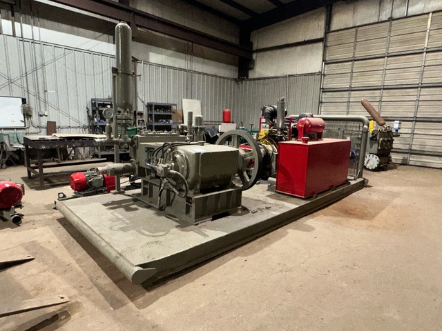 Triplex 2350 Mud Pump