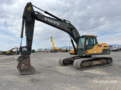 Volvo EC220 DL Pelle Hydraulique sur Chenilles