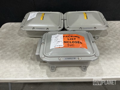 (8) U.S. Pioneer M24728/1-006 Fiber Optic Interconnection Boxes