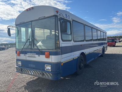 1999 Thomas 4x2 46-Seat Bus