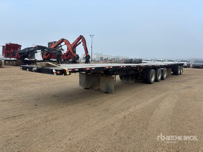 2020 Manac 32 ft Tri/A Super B-Train Lead Flatbed Trailer