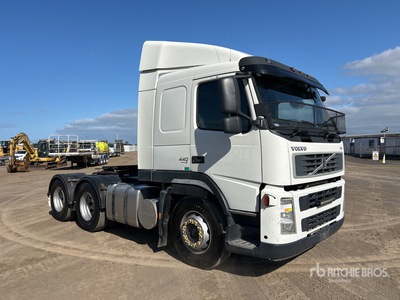 2008 Volvo FM13 6x4 Ciągnik siodłowy T/A z kabiną sypialną