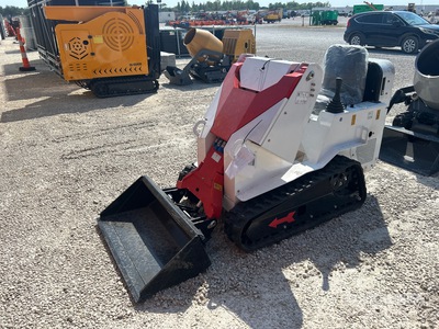 2025 DigSwift DS-SS90Pro Two-Speed Mini Compact Track Loader (Unused)