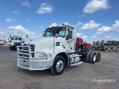 2004 Mack CX613 6x4 Cabeza Tractora Cabina Corta