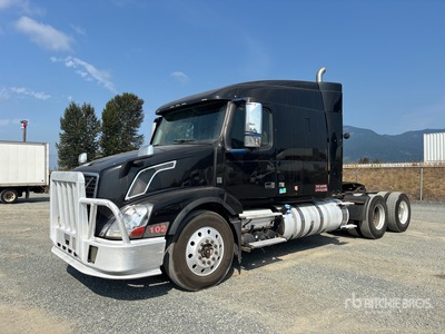 2016 Volvo VNL 6x4 Cabina con cuccetta per trattore stradale