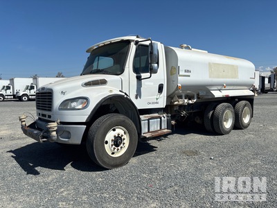 2017 (unverified) Freightliner M2 106 4000 gal 6x4 Water Truck
