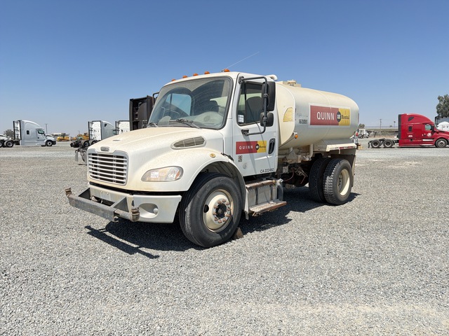 2017 Freightliner M2 106 4x2 Water Truck 2017 Freightliner M2 106 4x2 Water Truck