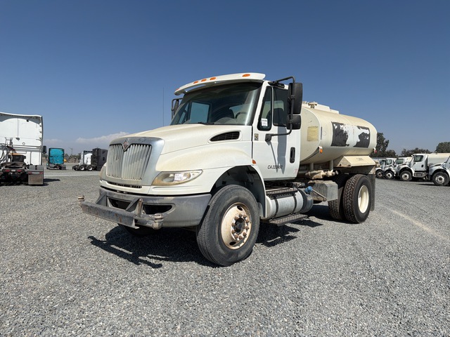 2015 International 4300  4x2 Water Truck