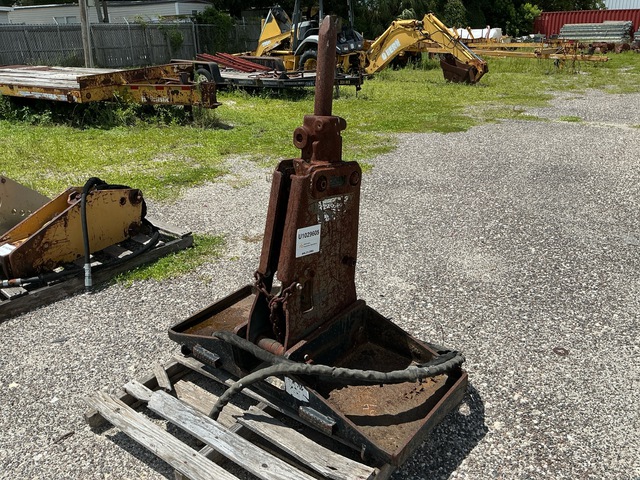John Deere HD50 Hydraulic Breaker
