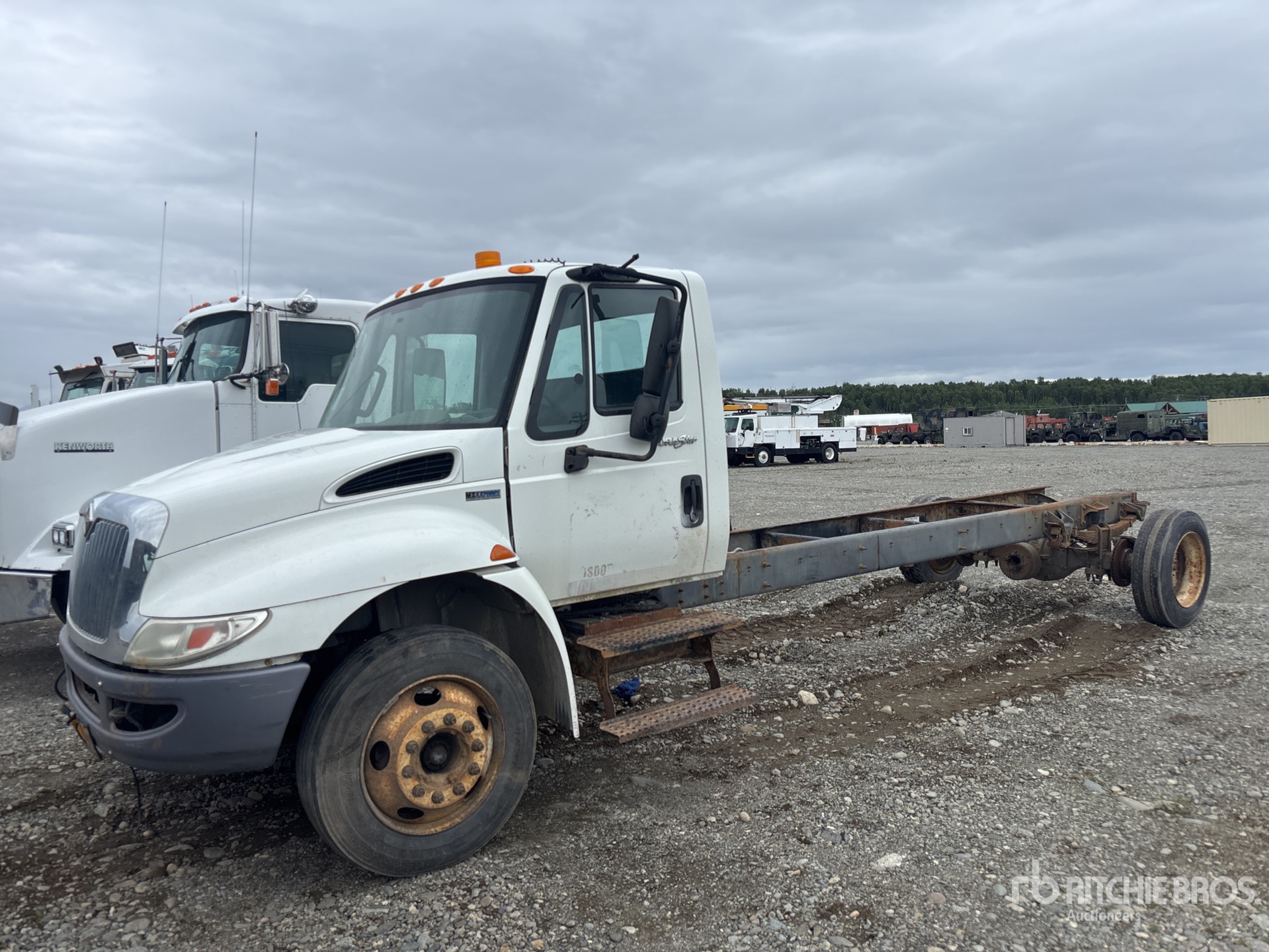 2012 International 4400 DuraStar 4x2 Van Truck (Inoperable)