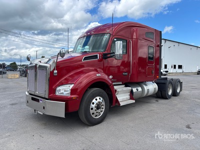 2020 Kenworth T880 6x4 تراكتور شاحنة كابينة النوم (ثنائية المحور)