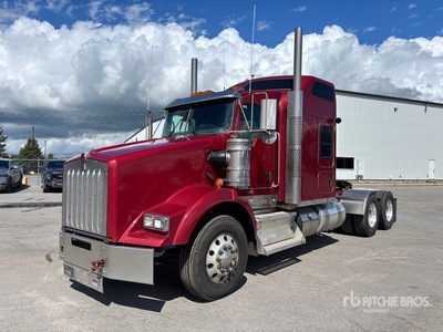 2022 Kenworth T800 6x4 تراكتور شاحنة كابينة النوم (ثنائية المحور)