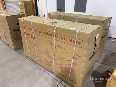 2026 IRMOTO-RED Electric Moped (Unused)