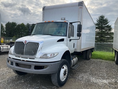 2018 International 4300 4x2 Van Van Truck