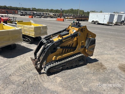 2016 Vermeer S725TX Stand On Chargeuse sur rails compacte