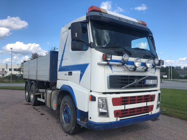 2003 Volvo FH12-420 6x2 Dump Truck 2003 Volvo FH12-420 6x2 Dump Truck
