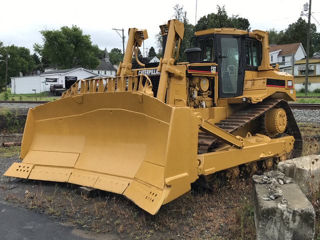 Cat D8R Crawler Dozer Cat D8R Crawler Dozer
