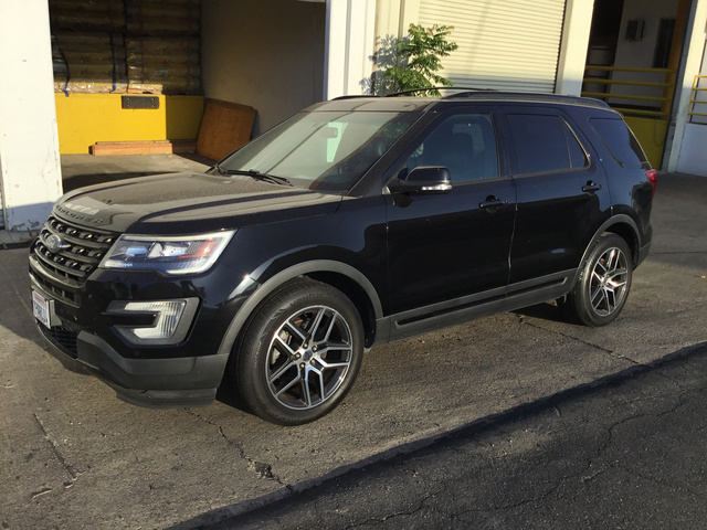 2016 Ford Explorer SUV 2016 Ford Explorer SUV