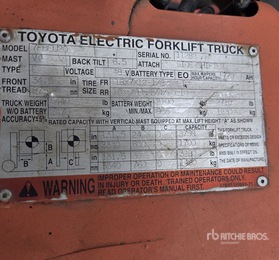 2004 Toyota 7FBEU20 شاحنة رفع كهربائية