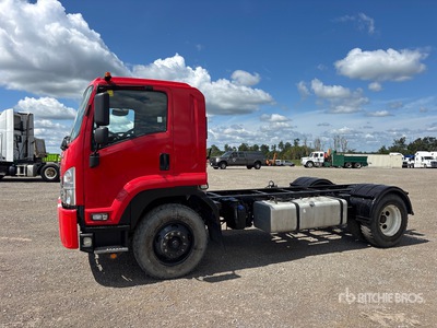 2018 Isuzu FTR 4x2 الكابينة والهيكل
