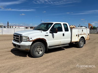 2007 Ford F-350 XLT 4x4 Extended Cab شاحنة متعددة الاغراض
