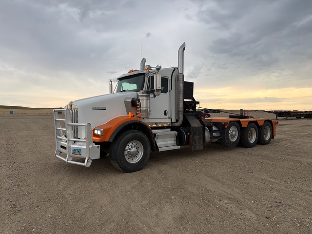 2016 Kenworth T800 8x4 Winch Truck