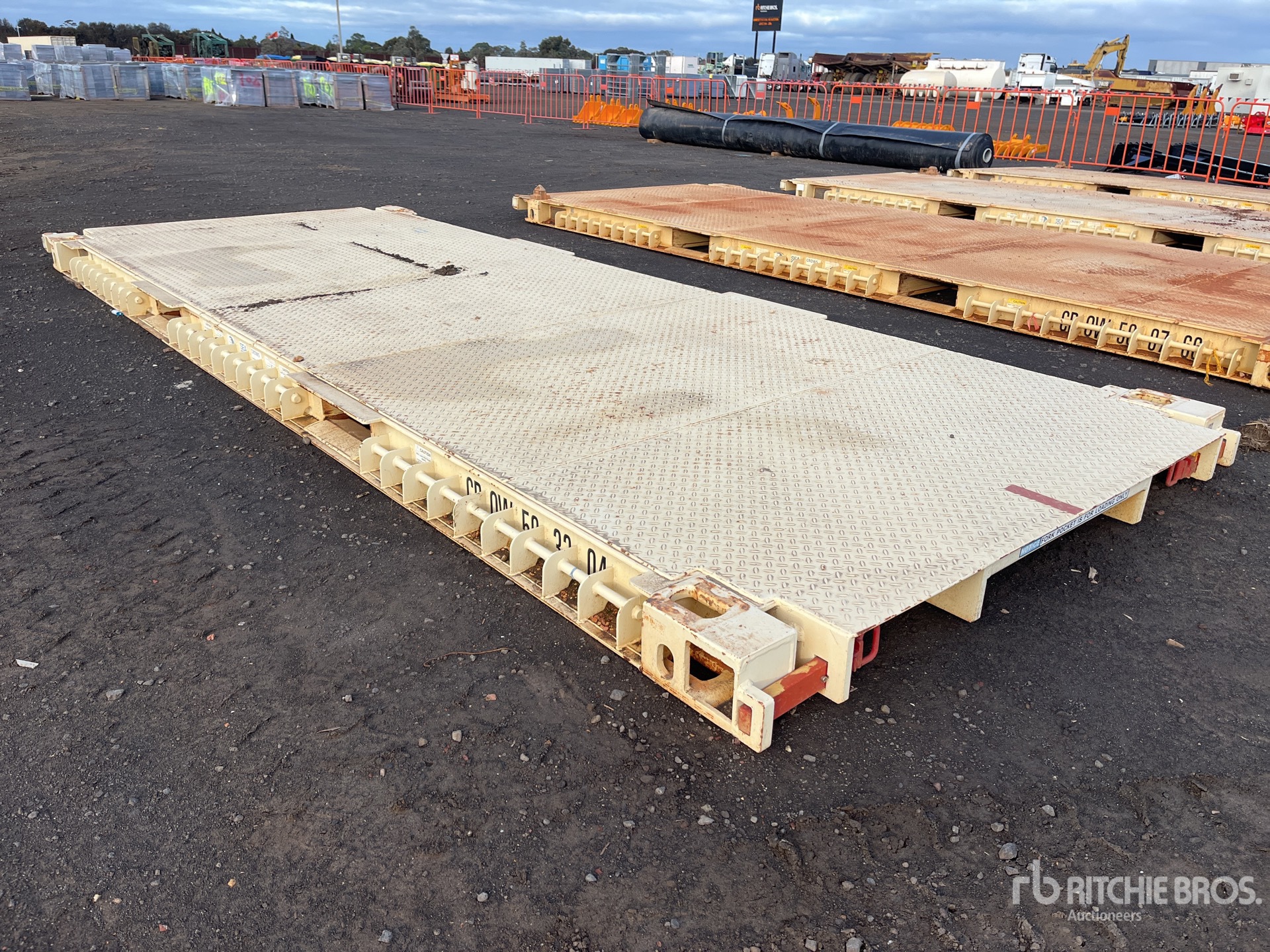 2014 CROWSB 5850 mm Container Skid