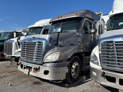 2013 Freightliner Cascadia 125 6x4 T/A Sleeper Truck Tractor (Inoperable)