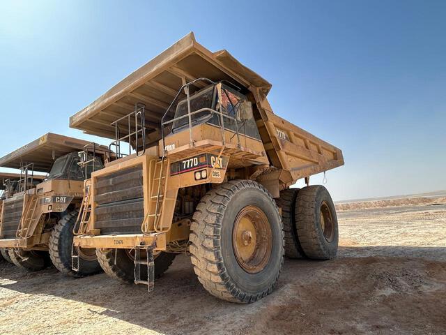 2004 Cat 777D Haul Truck