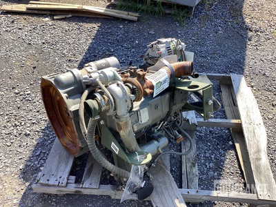 Yanmar 4TNV84T-DFM Turbo Diesel Engine