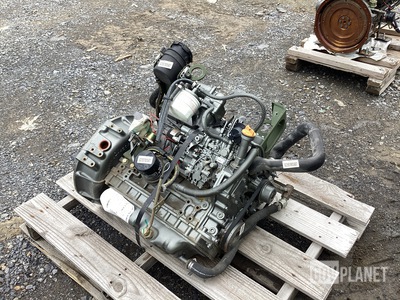 Yanmar 4TNV84T-DFM Turbo Diesel Engine