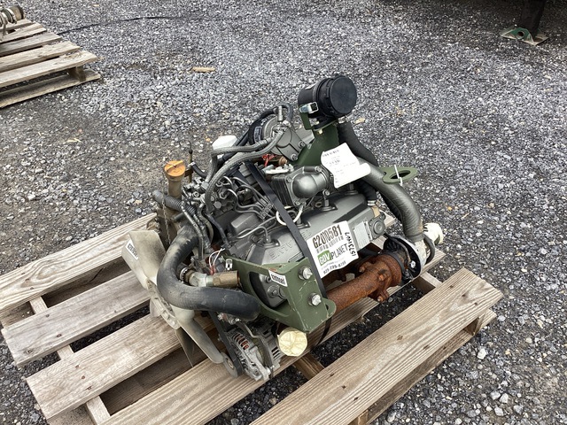 Yanmar 4TNV84T-DFM Diesel Engine
