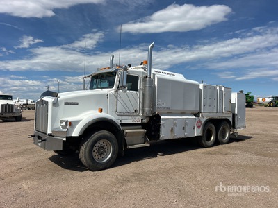1990 Kenworth T800 6x4 Ciężarówka do przewozu paliwa i oleju