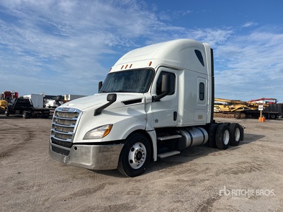 2019 Freightliner Cascadia 126 6x4 3- Achs Sattelzugmaschine mit Schlafkabine