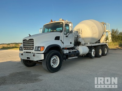 2005 Mack CV713 6x4 Camion malaxeur