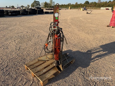 2014 Rabaud 70339C Enfonce Pieu Fence Post Driver