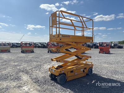 2014 Haulotte COMPACT 8CU Electric Elevador de tijera