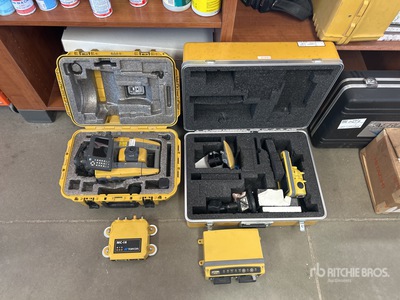 Topcon Full GPS & UTS System w/ 3D-MC2 Controller & MCi4 Radio & G3 Sensors & Cab Display GPS 機器　その他