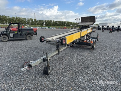 2012 Paus 25WH tow behind Leiter